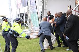 WATCH: Misuzulu responds to 'makhwapheni' rumours! | Daily Sun