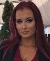 Caitlin Robb's Instagram, Twitter & Facebook