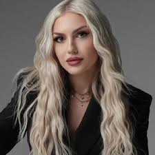 Lilit Shak (@lilitshak)