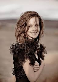 They Tried To Put Me On The Cover Of Vogue But My Legs Were Too Long Meme Emmawatson Photographed For Vogue Australia By Peter Lindbergh 2018 Instagram Https Www Instagr Emma Watson Emma Watson Beautiful Emma Watson Legs