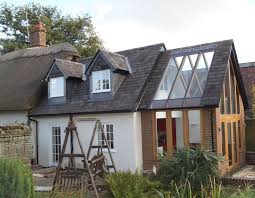 15 Ideen Vor Und Nachteile Von Strohdachern Vorteile Ferienhaus Nachteile Ideen Dach Anbauideen Dach Fer Altes Haus Anbau Haus Haus Erweiterungen