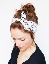 Wir zeigen euch verschiedene varianten, wie ihr euer bandana binden könnt. 10 Moglichkeiten Ihre Frisurenmode Mit Bandana Zu Verbessern Meinstilm