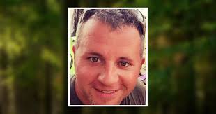 Thomas Justin Moss Obituary January 25, 2024