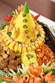 Cara penyajian nasi ini khas jawa biasanya dibuat kenduri. 21 Tumpeng Decorations Ideas Indonesian Food B Food Food