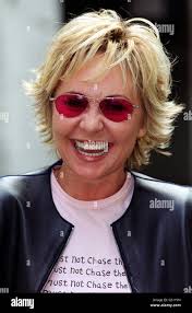 15 lulu hi-res stock photography and images