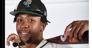 Brennan Lambert's Instagram, Twitter & Facebook