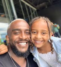 Viúva de fisiculturista fala da recuperação da filha, do luto e do incêndio  em apartamento: 'Só quero voltar a ser feliz'