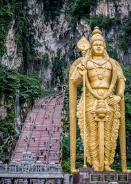 Batu caves is a series of limestone caves and temples in selangor, malaysia. Ultimate Guide To Climbing The Batu Cave Steps In Malaysia Ensquared Aired