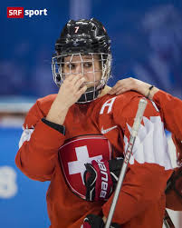 Alle partien der deutschen eishockey nationalmannschaft sind kostenlos live auf folgenden drei kanälen zu sehen: Srf Sport Enttauschung Uber Abgesagte Eishockey Wm Der Frauen Facebook