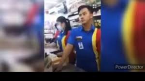 Bapak viral marahin kasir indomaret. Viral Di Sosmed Pria Marahi Kasir Indomaret Perdagangan Setelah Anaknya Beli Top Up Game 800 Ribu Berita Ter Update Hari Ini