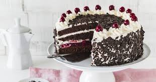 Schwarzwalder Kirschtorte Das Klassische Rezept Die Besten Backrezepte Mit Gelinggarantie Rezept Schwarzwalder Kirschtorte Rezept Backrezepte Kuchen Und Torten Rezepte
