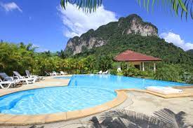 Set in a beautiful remote karst mountain location. Gillhams Fishing Resorts Bewertungen Fotos Preisvergleich Khao Thong Thailand Tripadvisor