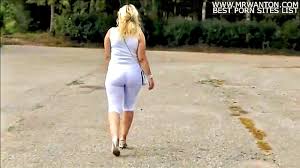 Blonde Milf With Big Natural Tits In Sporty Fitness Video - XXXBP