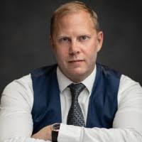 100+ perfiles de «Steffensen»