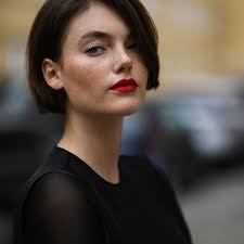 Read on to find out how can style your short hair with these 20 diy hairdos. How To Style Short Hair 30 Easy Short Hairstyles