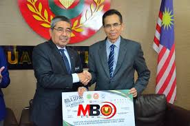 Kedah menteri besar muhammad sanusi md nor announced yesterday that there would be no public holiday in conjunction with. Majlis Pelancaran Kejohanan Bolasepak Piala Yab Menteri Besar Kedah Darul Aman 2017 Muafakat Kedah