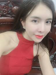 NewJeans tại Lễ bổ nhiệm Đại sứ PR cho Hải quan Sân bay quốc tế Incheon. Từ  nay khi nhập cảnh Hàn Quốc, bạn sẽ thấy hình ảnh NewJeans và dòng chữ “