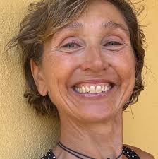 If anyone got any moving boxes lying around which they don't need which I  could have, please let me know as moving soon. Thank you 🧘‍♀️