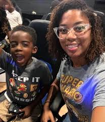 Shawn Tiffany's Instagram, Twitter & Facebook