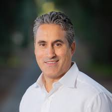 Moe Nasser Real Estate Agent