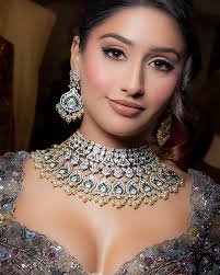 Wedding fair in Bryon Hall, London @luxury.asian.weddings @asianweddings  Model: @ayushi.rajesh Decor & production: @silverpeacockevents Mua:  @bhavna_k_mua Outfits: @sharonscouture Jewellery: @thejewellerytrunk  Vedography by : @photographyafzal #wedding ...