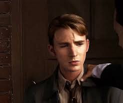 chris evans fans — evansbby: CHRIS EVANS AS ARI LEVINSON ➔ THE...