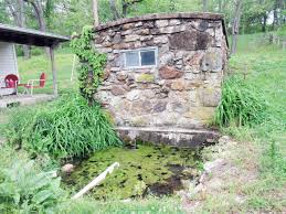 May's Century Farm Barn in Crum family for over 125 years