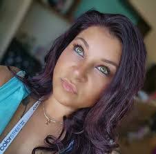 Caitlin Garrett's Instagram, Twitter & Facebook