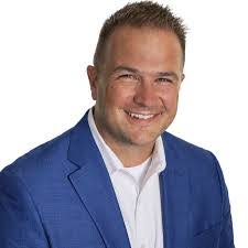 Curtis Bechthold's Instagram, Twitter & Facebook