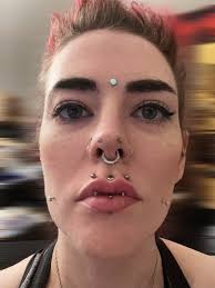 Loving the surface tragus!