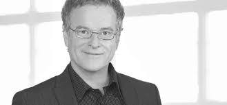 Ronda Diamond's Instagram, Twitter & Facebook