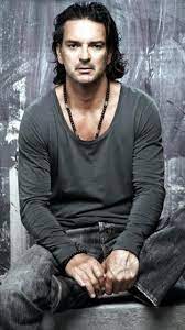 Esta es la cuenta de instagram que tienes que seguir si tienes el pelo largo. Ricardo Arjona Ricardo Arjona Ricardo Arjona Canciones Canciones De Arjona