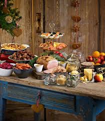 Frische Einrichtungsideen Und Erschwingliche Mobel Weihnachtsbuffet Buffet Tisch Ideen Buffet Ideen