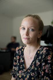 Kommune afviser støtte til Julies handicapbil: Muskelsvindfonden foreslår  ny model