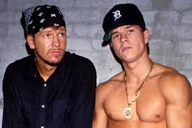 Mark wahlberg's journey from marky mark to receiving an academy award nod for his role in the departed is an eventful one, especially to those mark wahlberg's early career could have turned out very differently, as he was originally picked to join the group that became new kids on the block. El Espectacular Cambio Fisico De Mark Wahlberg Para Su Proxima Pelicula Ecartelera