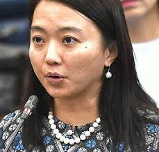 Hannah yeoh tseow suan simplified chinese traditional chinese pinyin yng qio shung born 9 january is the current speaker and a member. Three Ministries Yet To Set Up Childcare Centres Hannah Yeoh