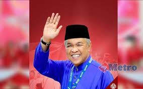 Dr ahmad zahid hamidi was elected as president of umno in 2018. Update Ahmad Zahid Presiden Umno Tok Mat Timbalan Metrotv