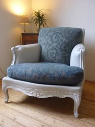 Relooking Fauteuil Le Blog De Chinons Patinons Relookons Relooking Canape Relooker Un Canape Chaises Bercantes En Bois