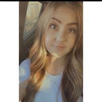 Hannah Dowd's Instagram, Twitter & Facebook