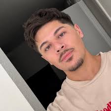 What can be used to cover cracked dash for dyeing?