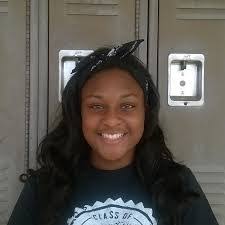 Kayla Suggs's Instagram, Twitter & Facebook