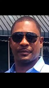 There was a knock at my backdoor, it was my neighbor Derrick Pasley holding  this dish of awesomeness. Life is good