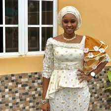 Download bilkisu shema tayi wakar kwankwasiyya.3gp.mp4. Kannywood Hotuna Da Takaitaccen Labarin Rayuwar Bilkisu Shema Naija News Hausa