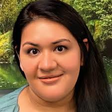 Kelsey Engle's Instagram, Twitter & Facebook