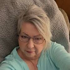 Barbara Raymer's Instagram, Twitter & Facebook