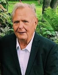 Andy Doucet's Instagram, Twitter & Facebook