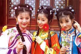 'én nhỏ' sở hữu nụ cười 'không còn thấy trời đất'. Hoan Chau Cach Cach Lam Tam NhÆ° Tiáº¿t Lá»™ Ä'a Khoc Xin Quá»³nh Dao Ä'á»ƒ Giá»¯ Ä'Æ°á»£c Vai Háº¡ Tá»­ Vi