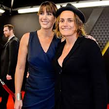 Check spelling or type a new query. Sie Alle Stehen Zu Ihrer Homosexualitat Ramona Ist Nicht Allein Blick