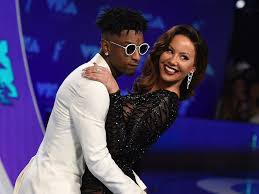 It's pretty amazing waking up every morning feeling love. Amber Rose Was Unrecognizable In Her Wig At The Vmas