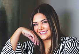 Acusan a empleada de cárcel de ayudar a escapar reo Hombre mata a su hijo  tratando de exorcizar a un demonio “Ojos sobre la i